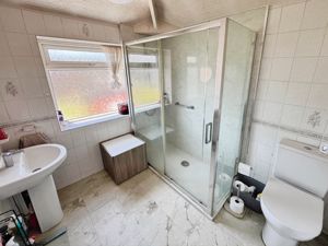 Shower Room - click for photo gallery